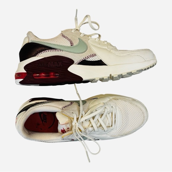 Nike Air Max Excee size 9 - Picture 2 of 11